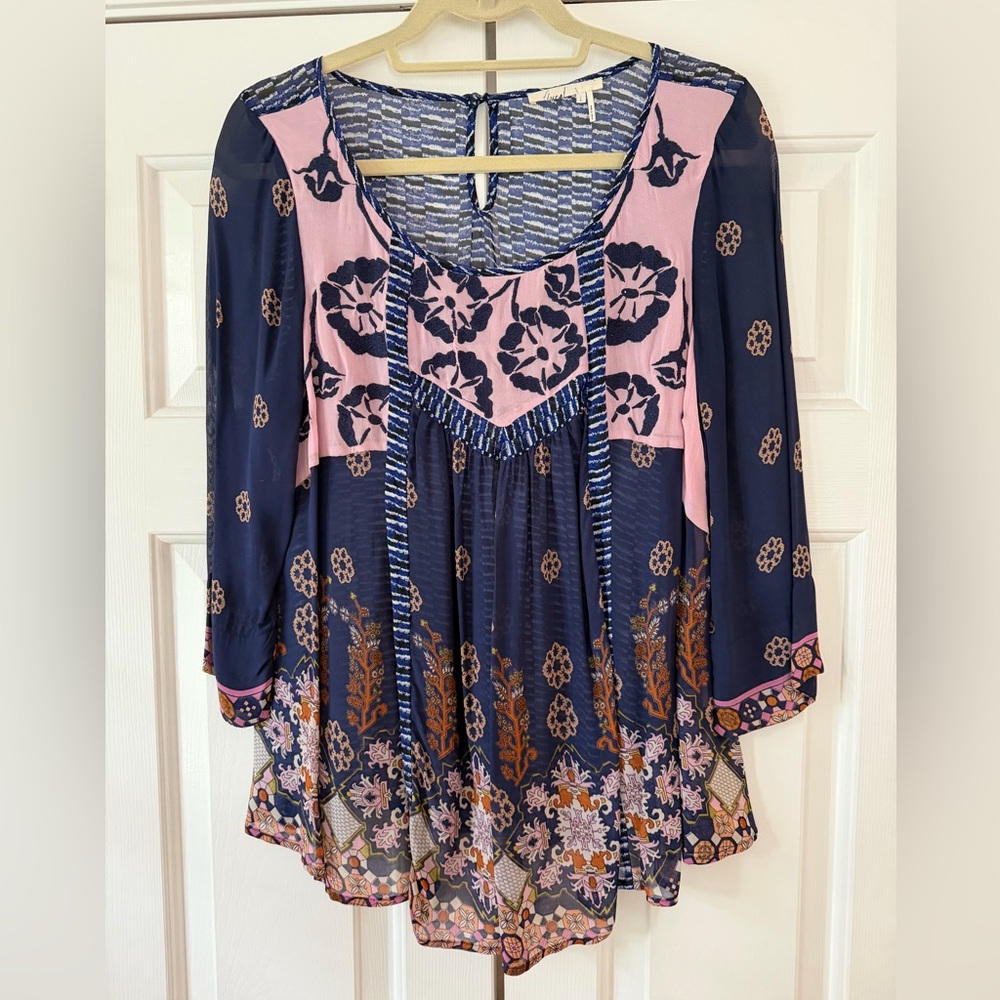 Anthropologie / Floreat Pink and Navy Floral Blouse